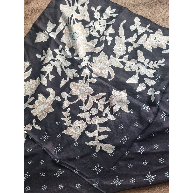 PRELOVED KHANAAN SCARF