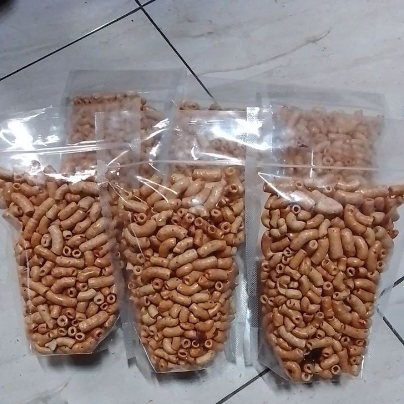 

macaroni pedas bumbu rujak 100gr