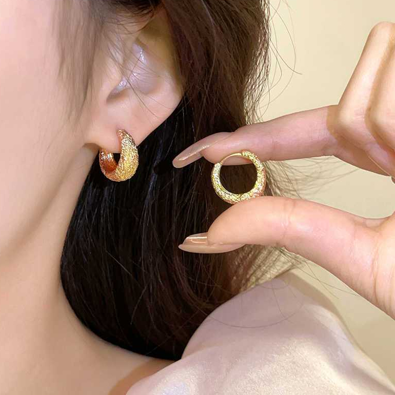 ❤️COD 17K emas asli Cincin emas berwarna hitam 17K emas