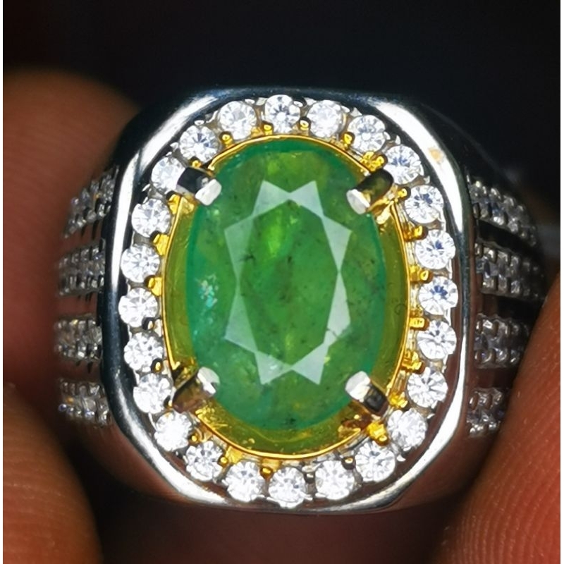 Natural green emerald beryl ring perak
