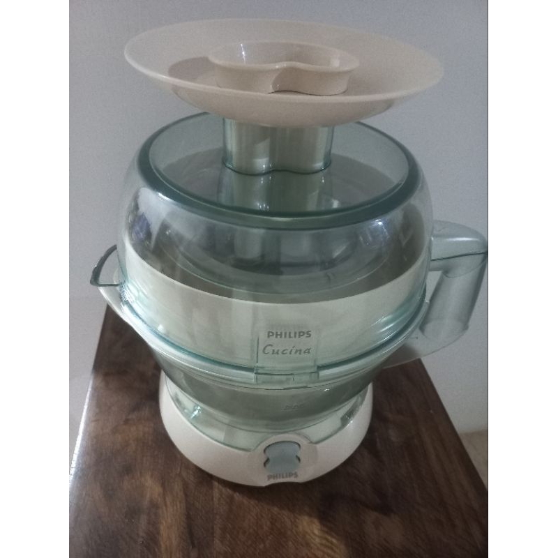 #Preloved# Juicer tanpa ampas Philips Cucina HR2828