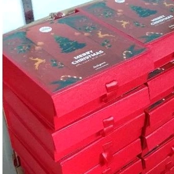 

Box Hampers spesial Natal Merry Christmas hardbox 25x26x8cm