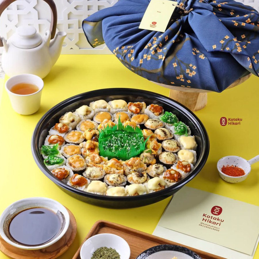 

Kotaku Hikari 光沢 Hampers Platter