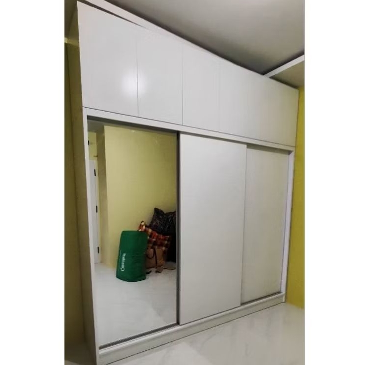 Lemari pakaian pintu sliding box / lemari pakaian pintu sleding