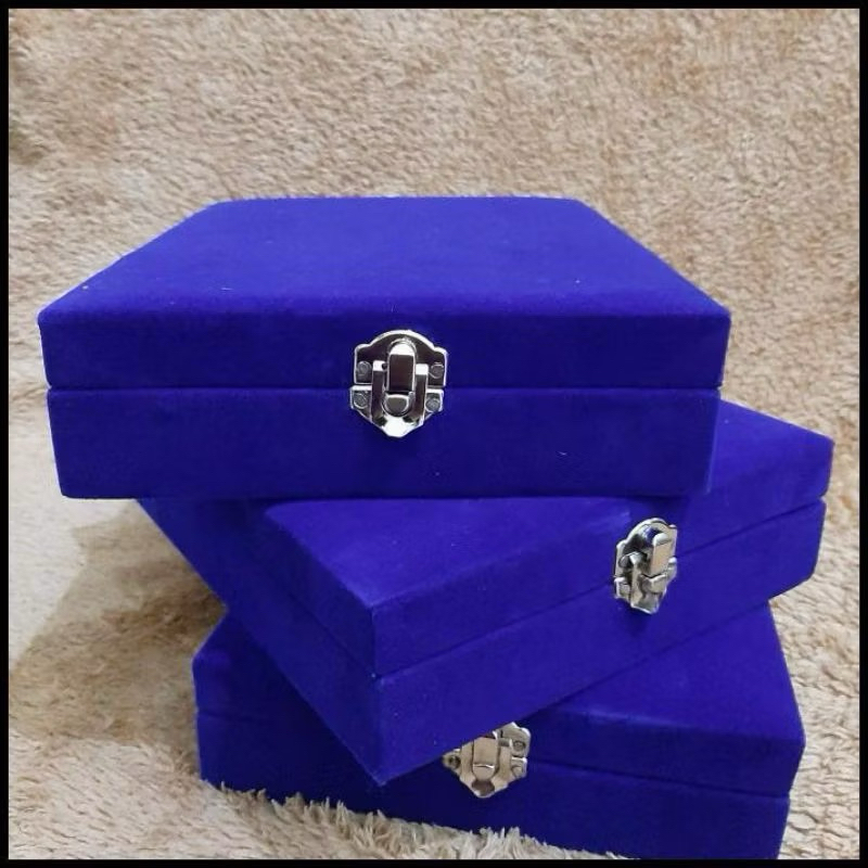 

kotak plakat bludru kotak hadiah kotak akrilik box acrylic