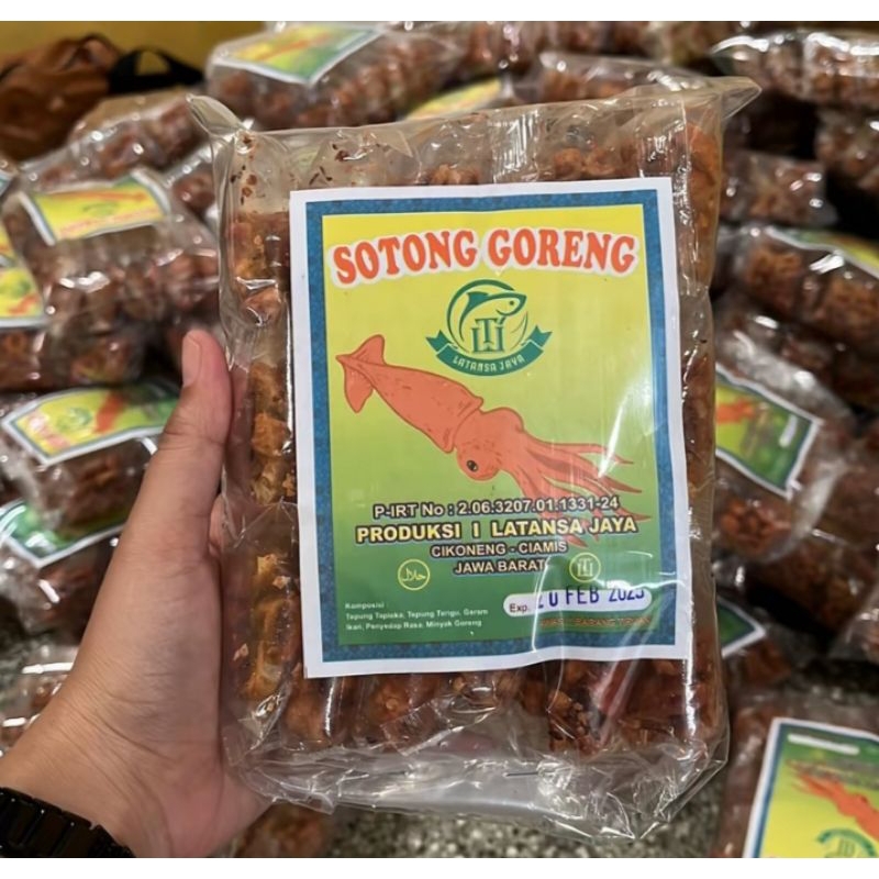 

Cemilan Pedas kriuk Sotong Goreng 1 pack isi 20pcs