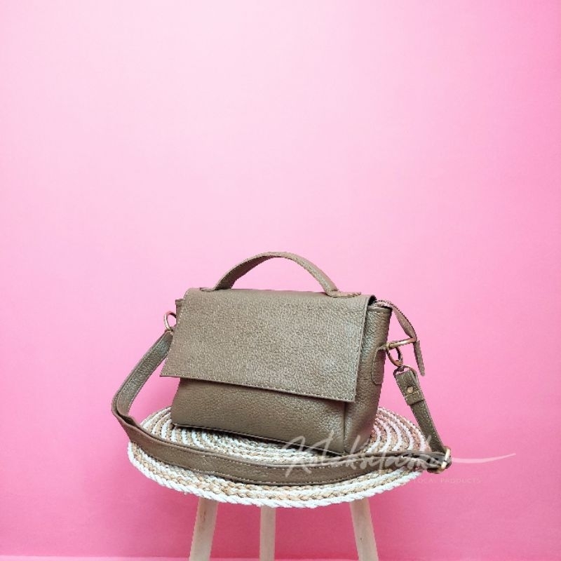 Tas Kulit Asli Kulas LV Metis - koleksitasku88