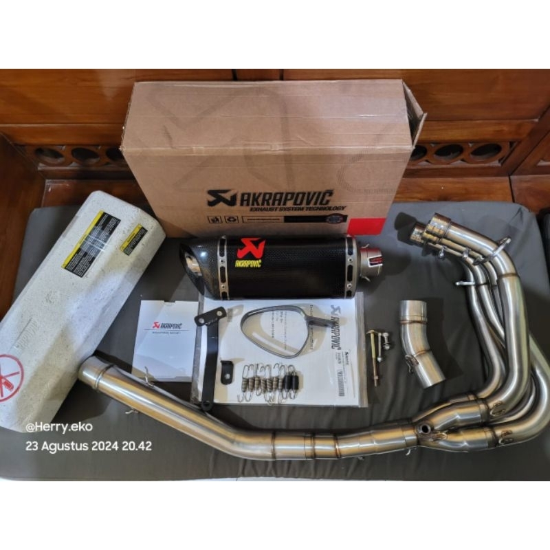 Akrapovic Slovenia Original ZX25R ZX25RR ZX4R