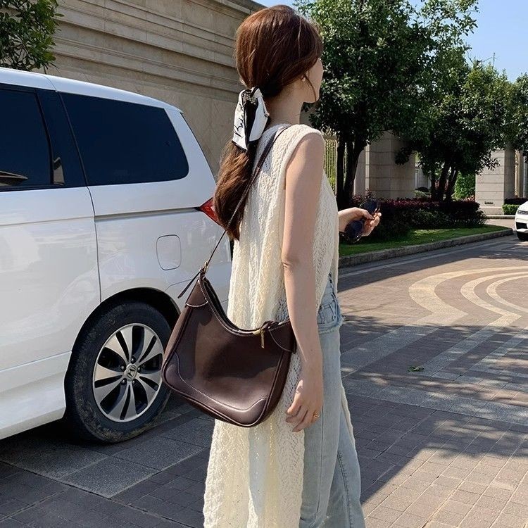 Mystika Desain Gaun Rompi Rajutan Blus Berlapis Khusus Dengan Rok Panjang Belahan Belakang Rok Yang