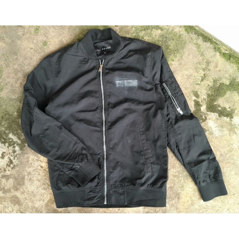 Bomber jacket TBJ nearby