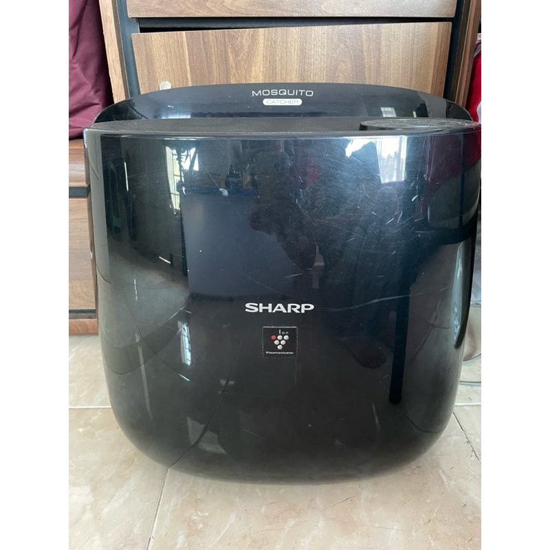 SHARP FP-JM30Y-B Mosquito Catcher Air Purifier