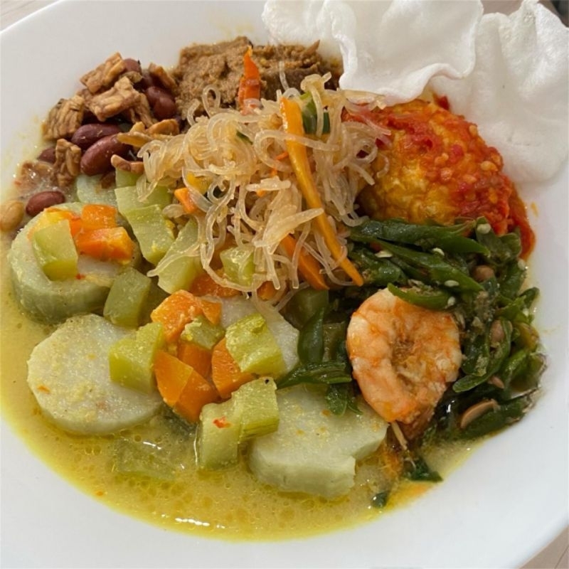 

Lontong Medan Telur dan Rendang - Kede Nek Yaya