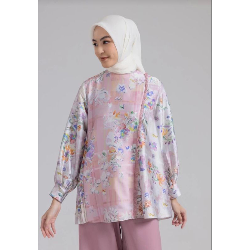 New Riamiranda Kolara Top