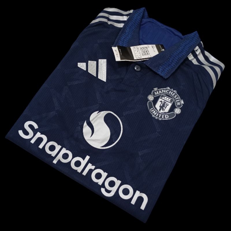 Manchester United Away 2024/25 Player Issue