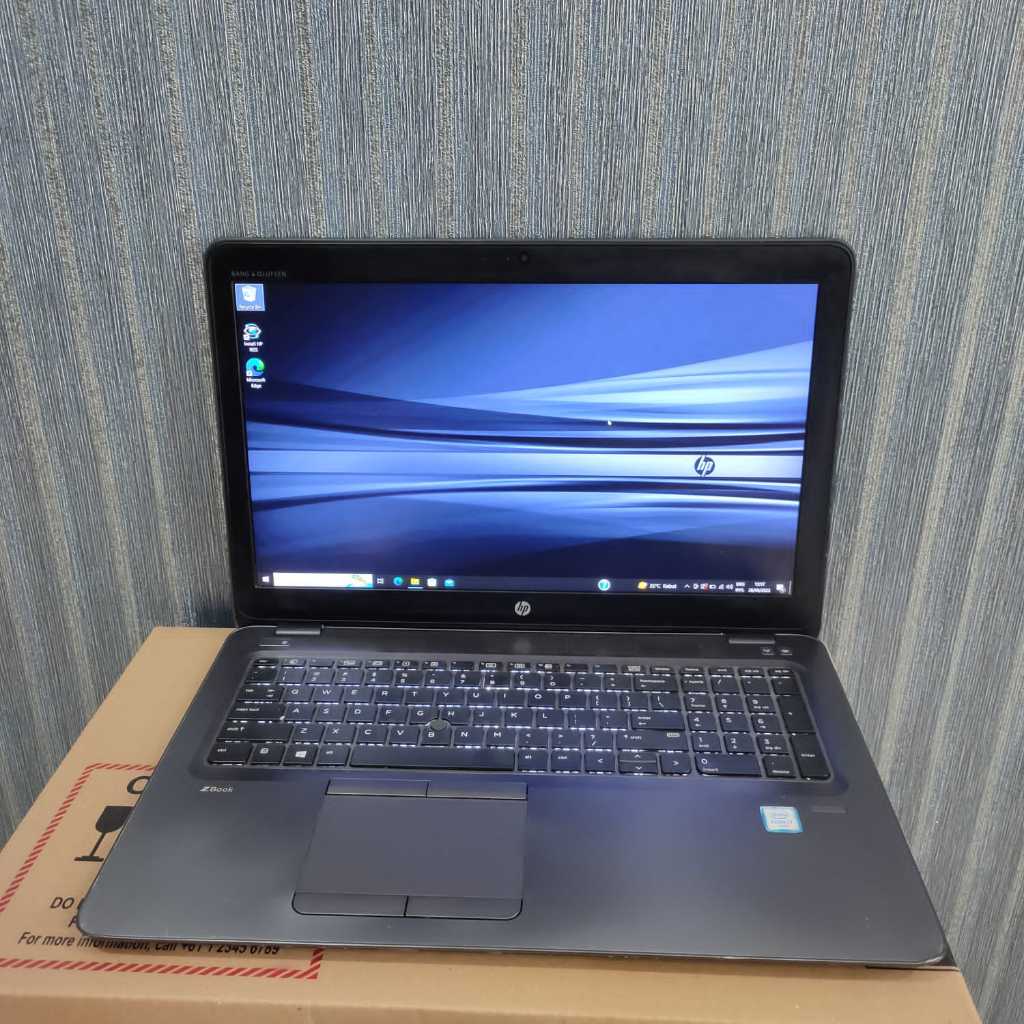 HP ZBook 15 G3, Intel Core i7-6700HQ, DualVga, Ram 16 GB / 512Gb, Backlight, Gaming, Editing Ngebut,