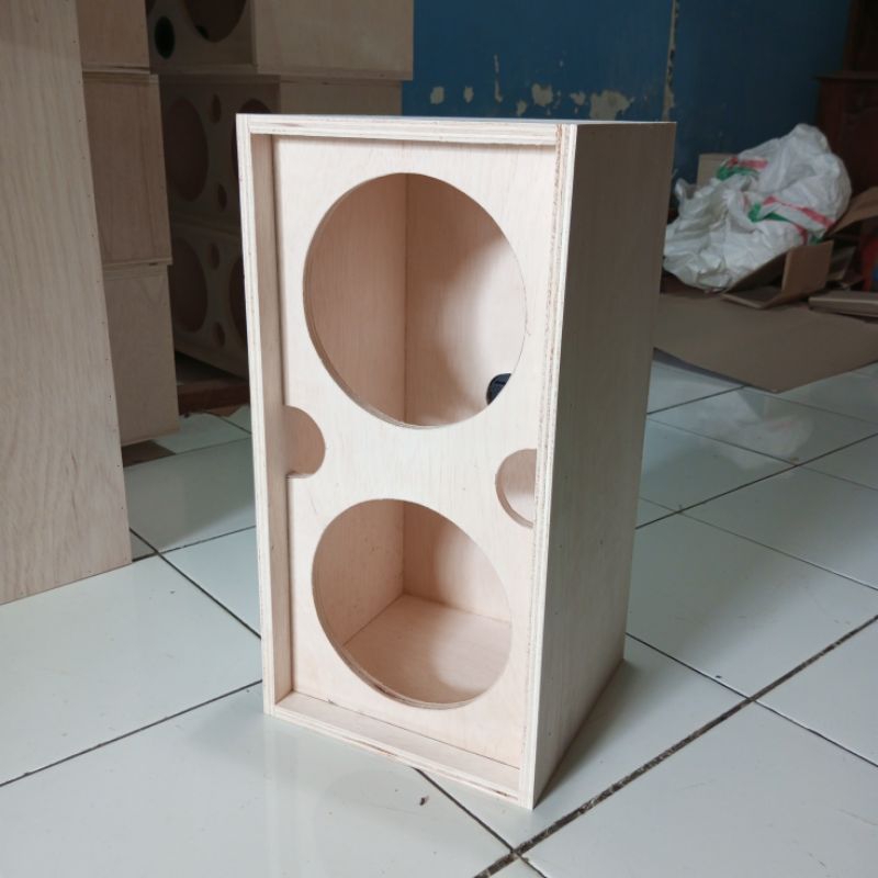 Box speaker 8 inch double triplek 12mm