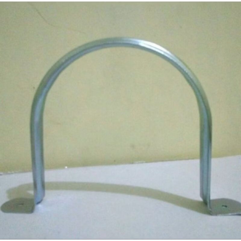 Klem pipa besi 4"