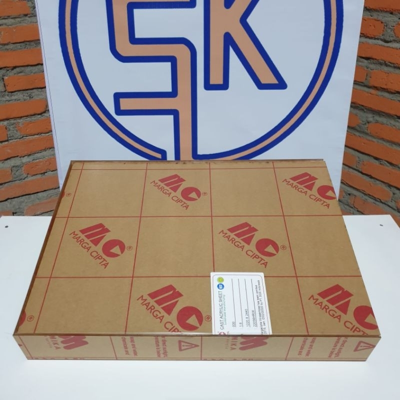

Akrilik box mahar tutup sliding 30x40 untuk mahar/box gift serbaguna