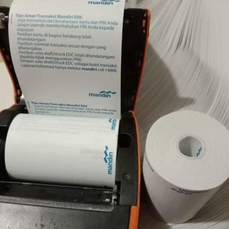 

Update Sekarang Kertas Kasir Struk Thermal EDC cetak logo Bank mandiri ukuran 58x4 untuk semua mesin edc paket 1pcs