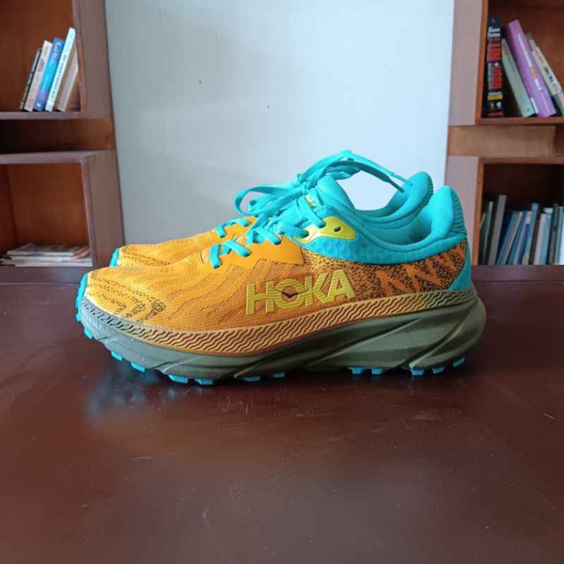 Hoka Challenger ATR 7 Kuning Biru Sepatu Running Trailrun Unisex Second Original