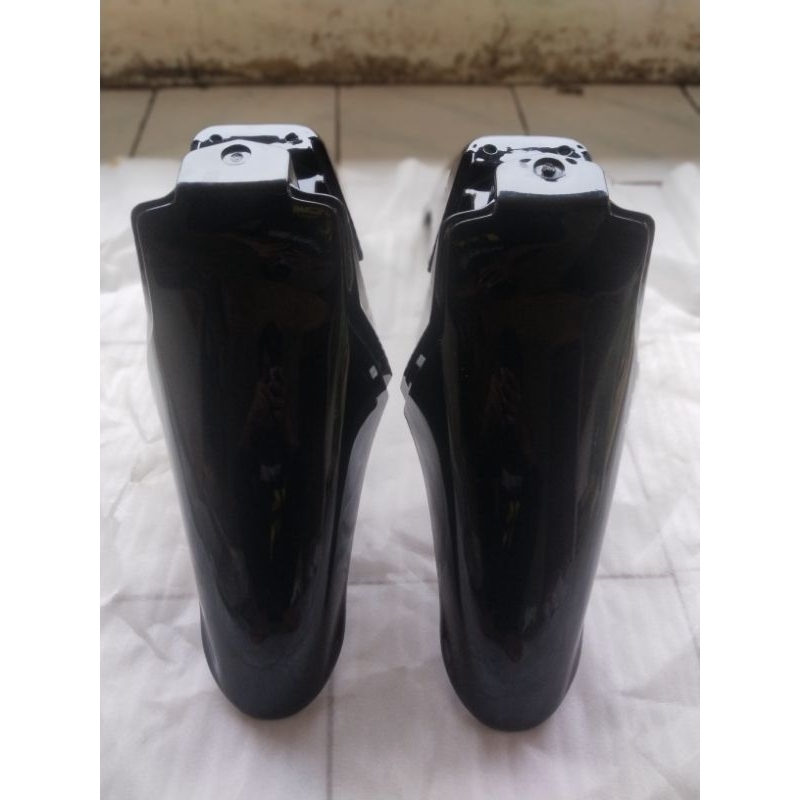 spakbor depan satria 2tak satria lumba merek strong