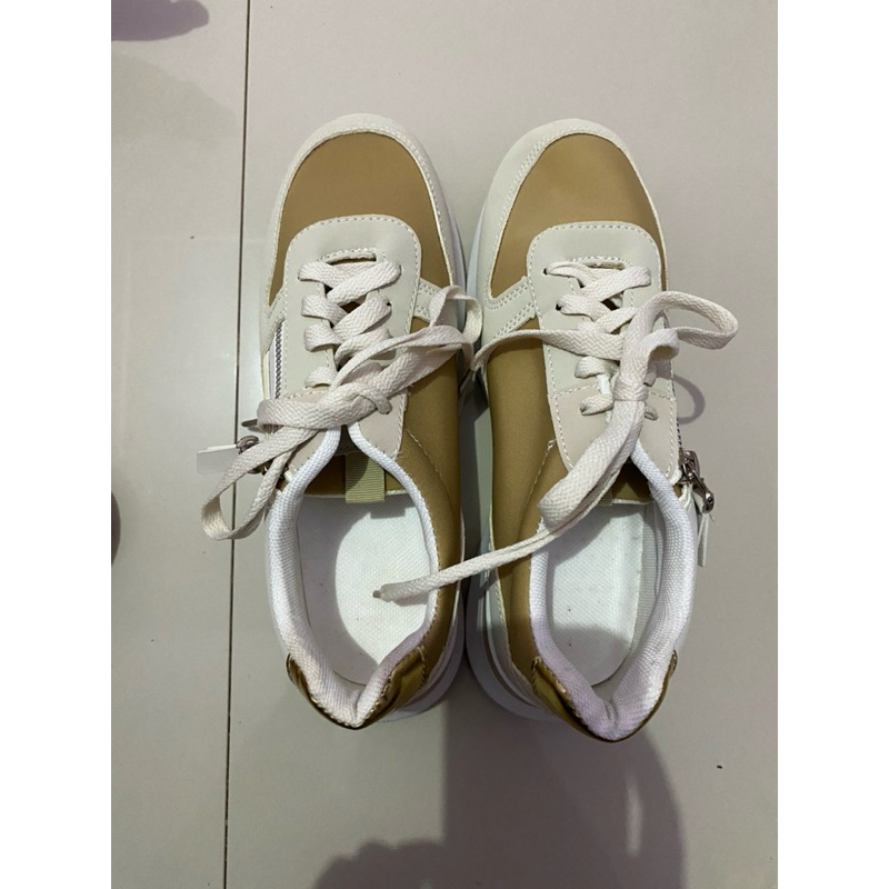 Preloved sepatu Gifly wanita