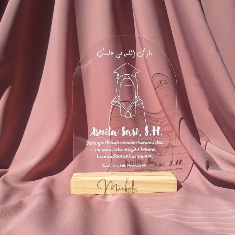 Acrylic Custom Kado Gift Wisuda