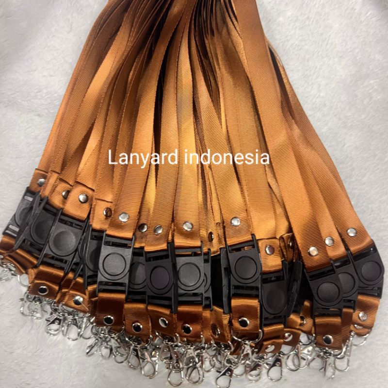 

LANYARD POLOS COKLAT 2CM TALI ID CARD COKLAT PREMIUM