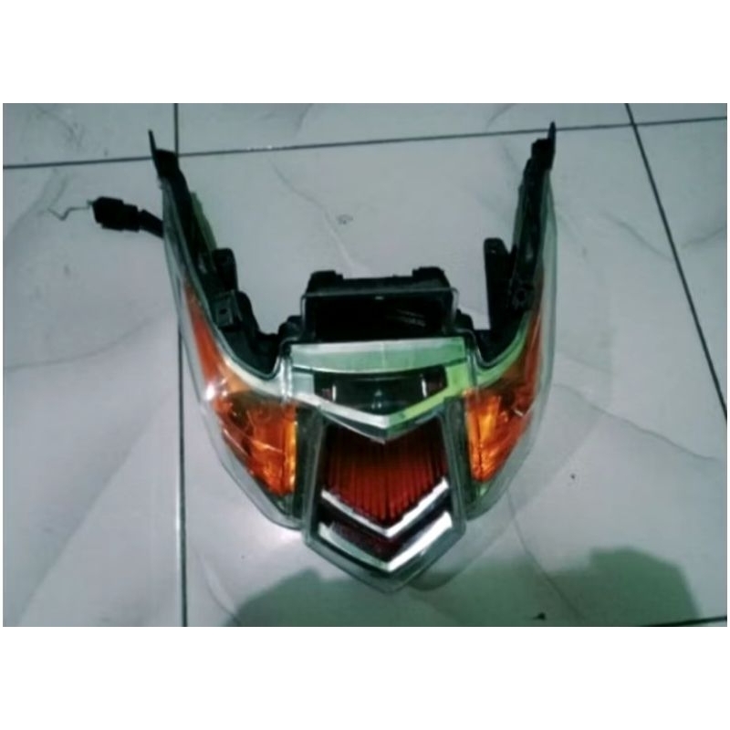 lampu stop lampu belakang yamaha xeon karbu xeon rc 125 xeon gt 125 original cabutan