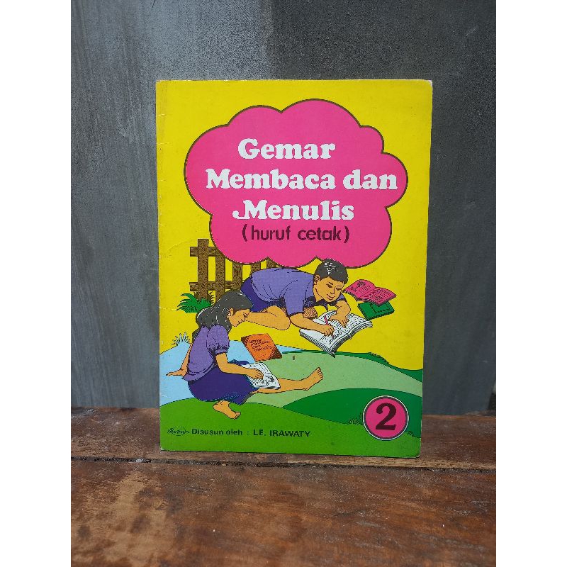 buku gemar membaca dan menulis (huruf cetak)
