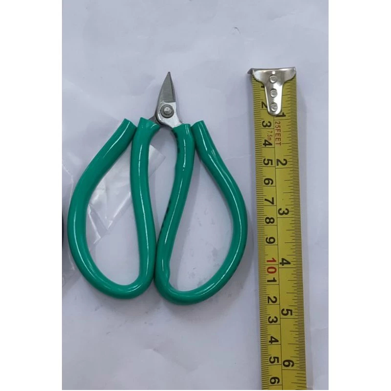 

Gunting Untuk Emas - Gunting Kodok