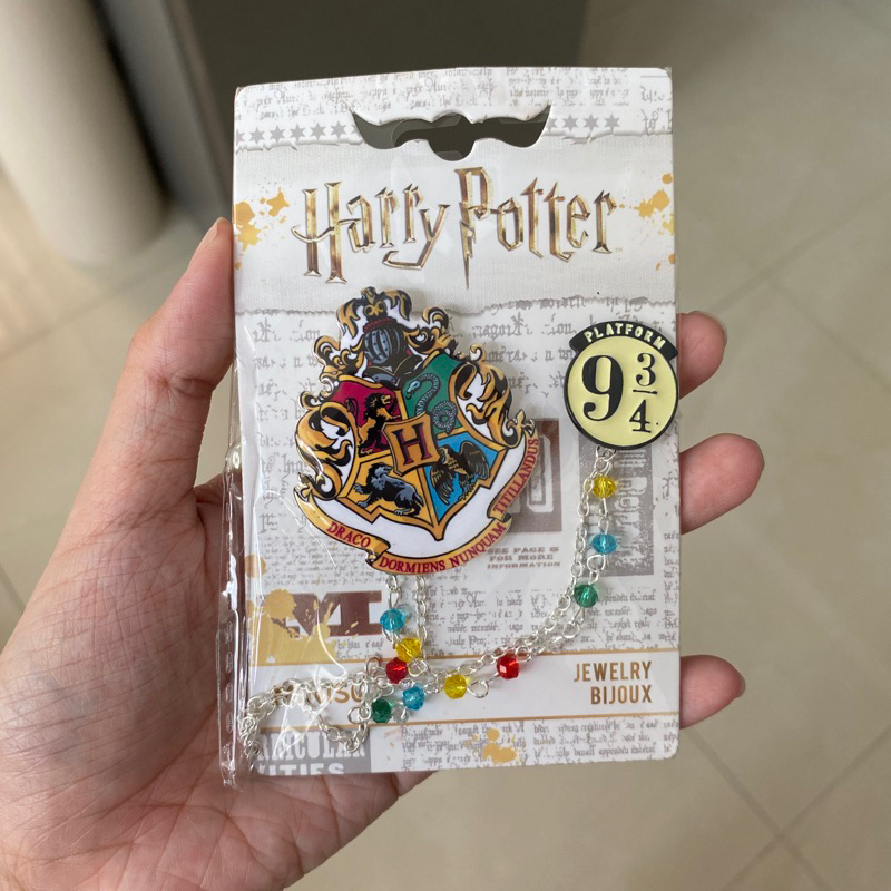 Bros Pin Badge Hogwarts Gryffindor Hufflepuff Slytherin Ravenclaw 9 3/4 Miniso x Harry Potter