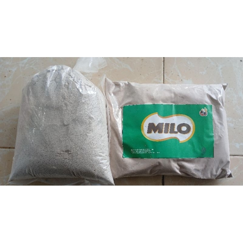 

PAKET HEMAT BUBUK MINUMAN 1KG MILO DAN 1KG CAPPUCINO