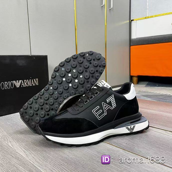 Sepatu pria biasa terbaru Armani