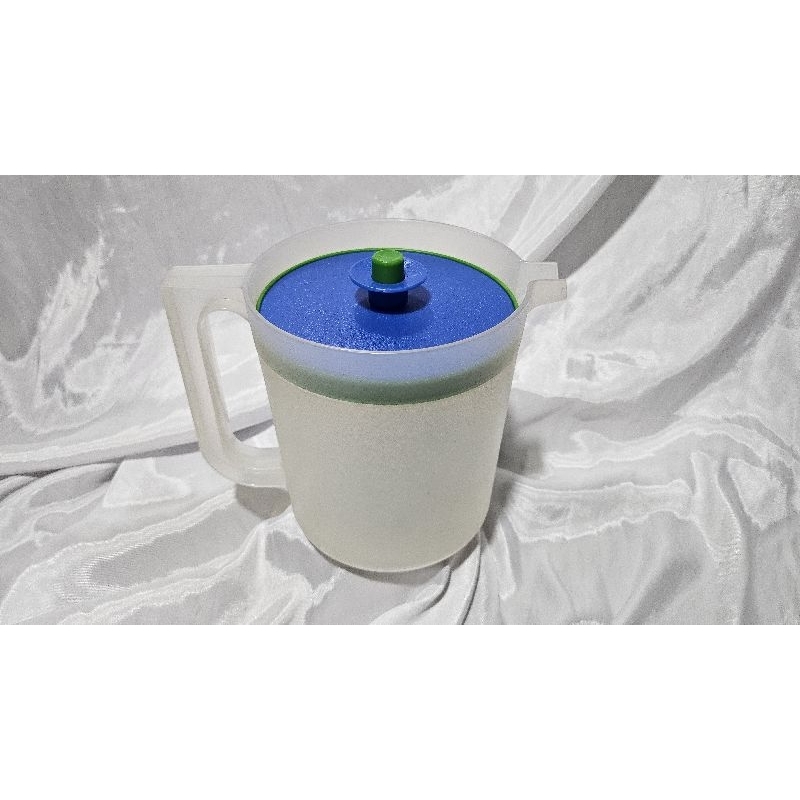 teko tupperware/wadah air tupperware