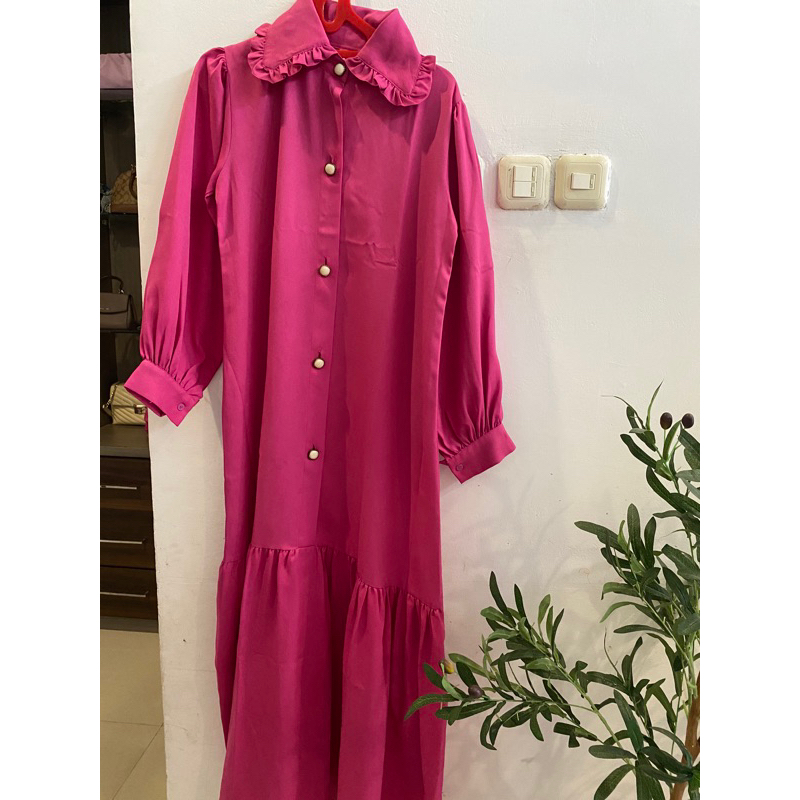 preloved dress by vanilla hijab