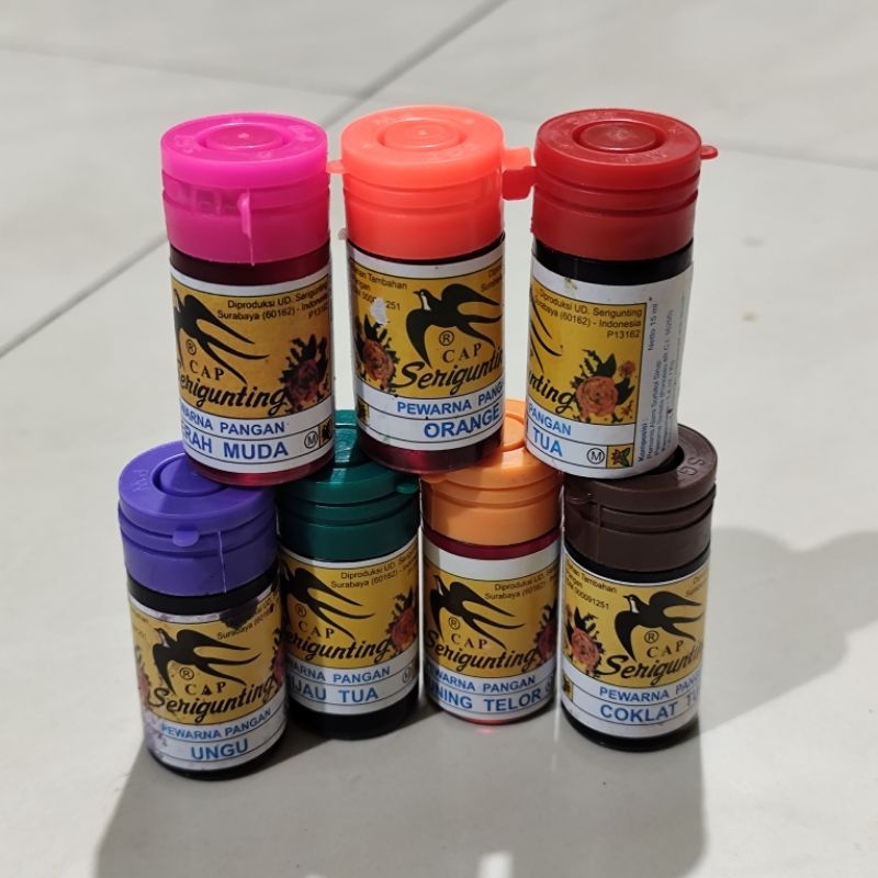 

Pewarna makanan serigunting 15ml