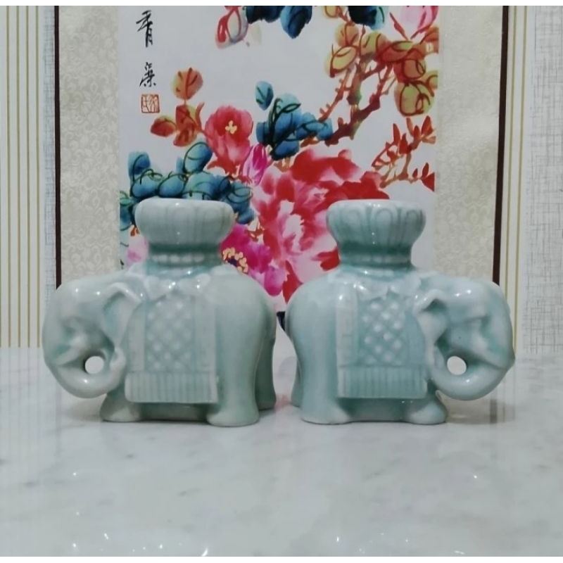 Patung gajah vintage keramik celadon tempat lilin NOS