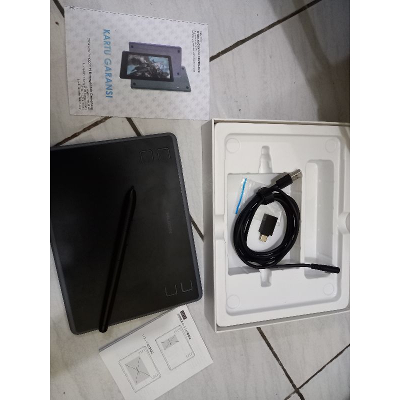 Booked Preloved Huion H430p