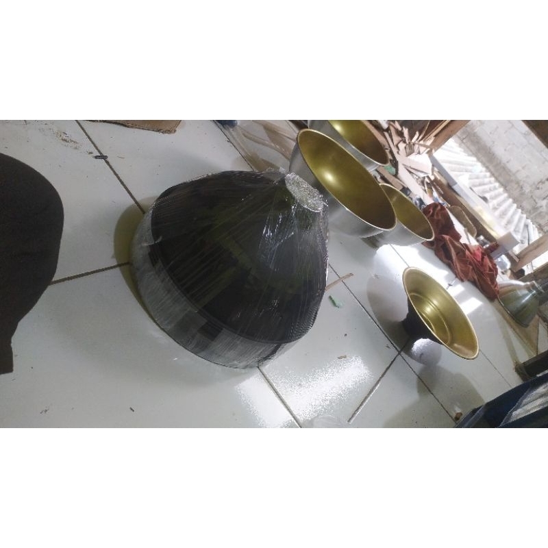 Lampu Gantung Cafe Resto Kap Industrial