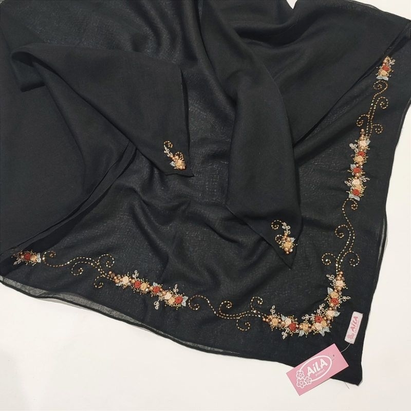 AiLA Product - Hijab Segi Empat Paris Khadijah - Sulam Handmade