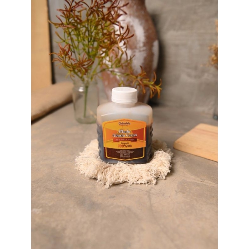 

Madu Akasia Asli 500gram - Madu Murni Asli 100% tanpa Campuran Raw Honey Madu Hutan Lebah Ternak