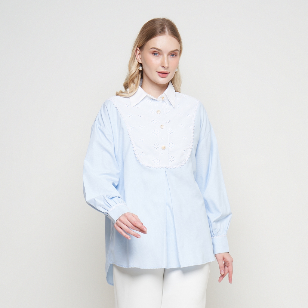 Kamilaa by Itang Yunasz Blouse Stacey Light Blue