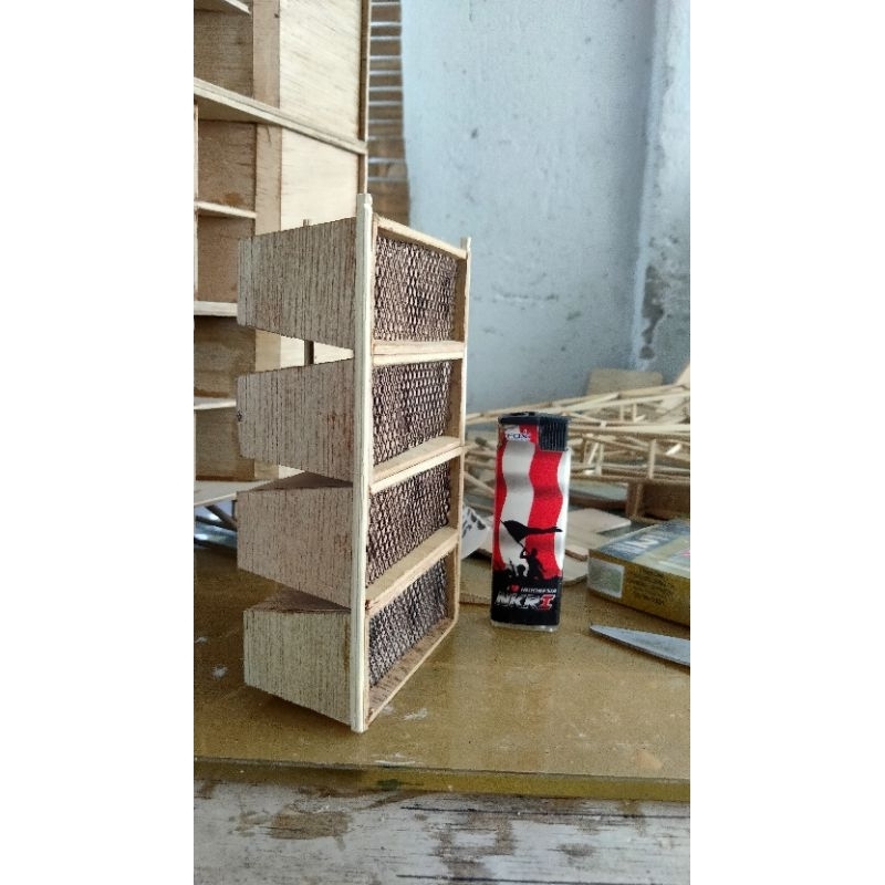 miniatur Line array gantungan