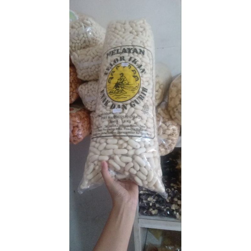 

SNACK PILUS KAPSUL/TELOR IKAN 1,5KG