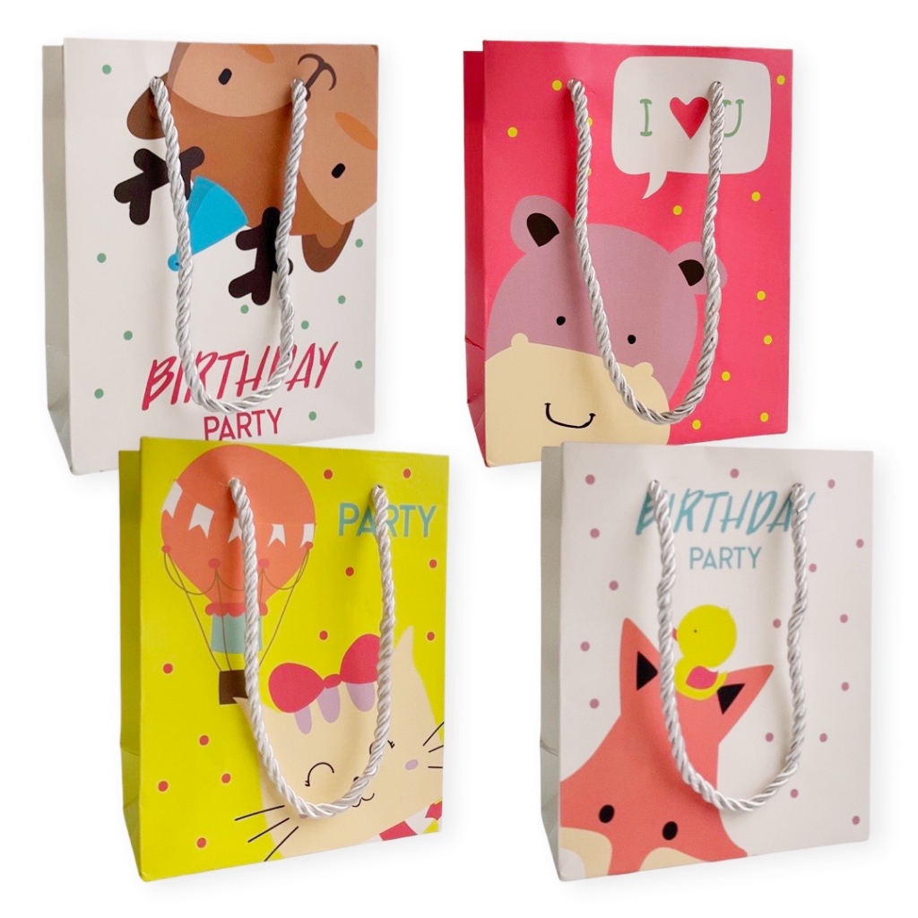 

W! Accessories Kantong Kertas / Paper Bag Ulang Tahun 12x6x15cm 70190200