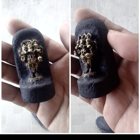 koleksi pajangan batu meteorit antik