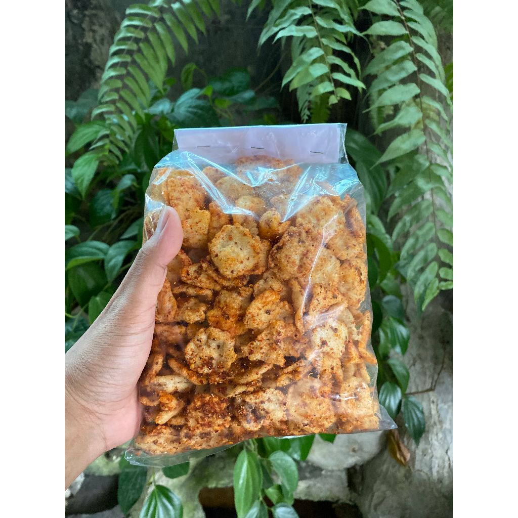 

(SIMBI Pedas) Telo Crunch 500g dengan bumbu rempah yang melimpah sehingga cocok dimakan dengan nasi hangat menjadi semakin nikmatnyooo