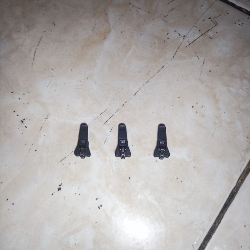 Kepala Resleting Vislon YKK No.3, Warna Hitam