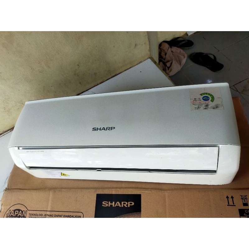 Ac Sharp Second 1/2 pk hanya indor (Bekas)